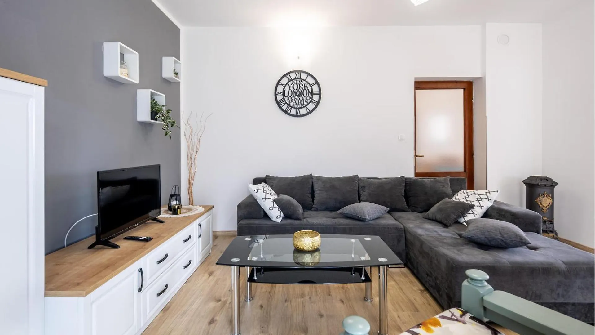 Gorgeous Apartment In Bresca With Kitchen Breza