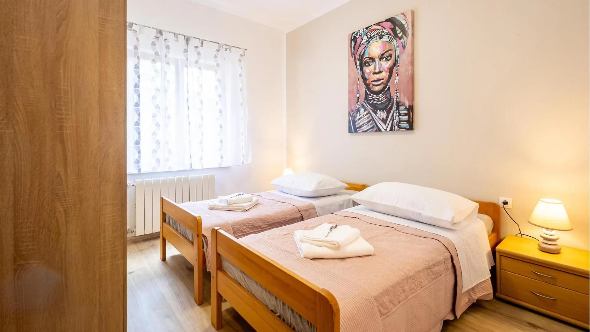 Gorgeous Apartment In Bresca With Kitchen Breza 0*,