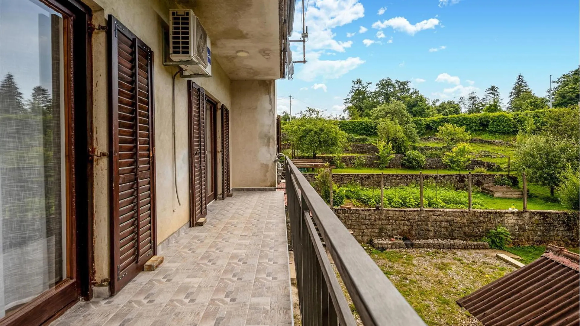 Gorgeous Apartment In Bresca With Kitchen Breza